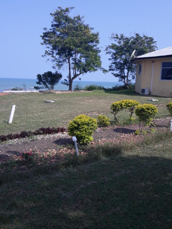 Sekondi-Takoradi Abuesi Beach Resort מראה חיצוני תמונה